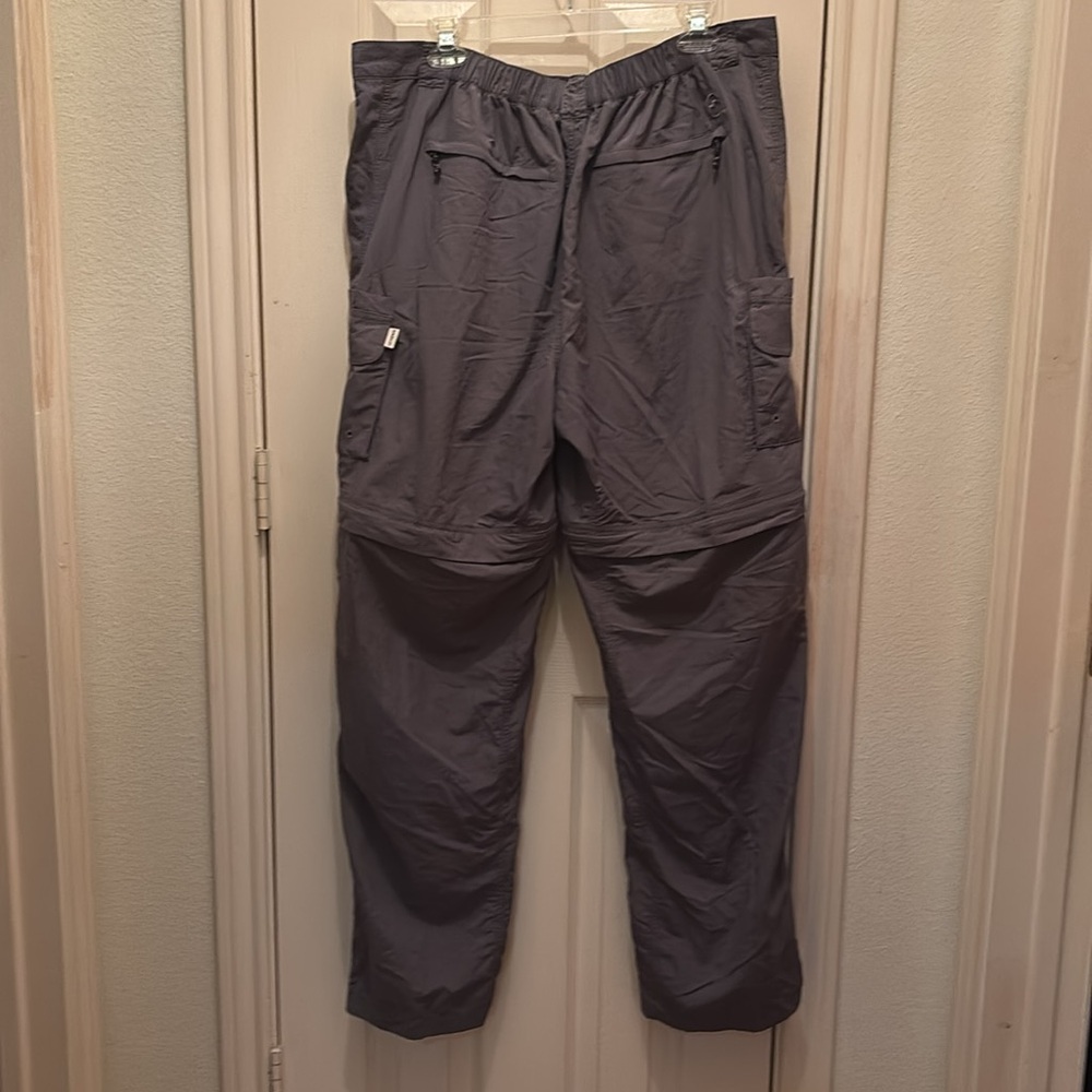 Men’s Magellan Outdoors Fish Gear Lightweight Cargo Zip-Off Pants - Picture 3 of 7